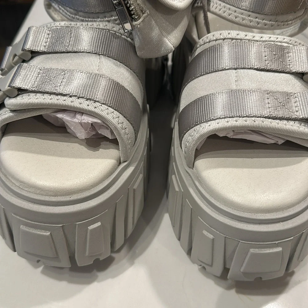 Darker Wavs UTOPIA PLATFORM SANDALS - GRAY